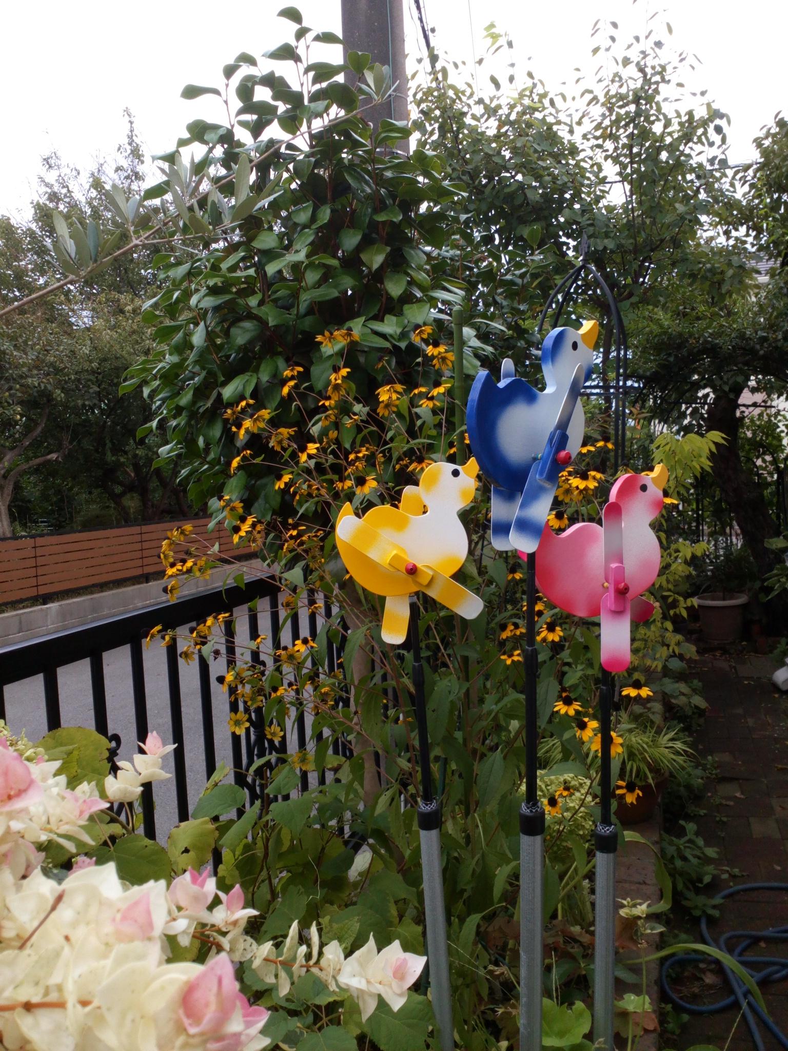 赤ちゃんバード　3羽セット　羽根つき風見鶏　木製　手造り | 6枚目